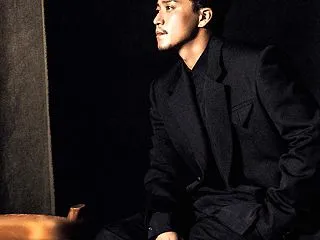 【金運鑑定】小栗旬さん、俳優から社長へ。…