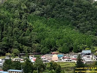 猫の額ほどの土地に広がる街並み