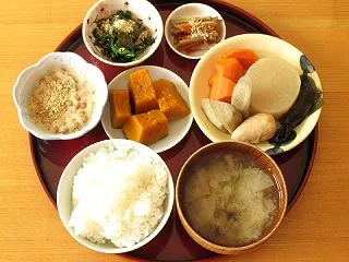 煮物、南瓜のたいたん、金平牛蒡、ほうれん…