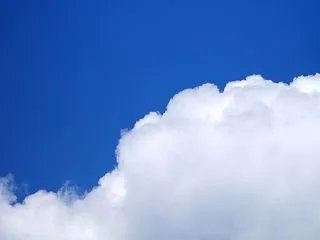 もくもくの雲と空