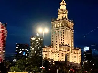 19夜のワルシャワ 文化科学宮殿 ワルシ…