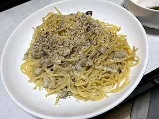 きのこのバターパルミジャーノ風スパゲティ…