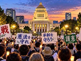本日、国会前で反戦・護憲デモ 市民が示し…