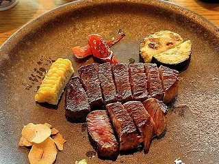 ニュー松坂 新宿店/鉄板焼