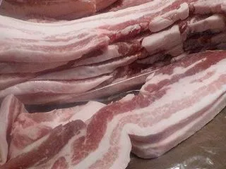 業務用の厚切り豚バラは柔らかくて超美味