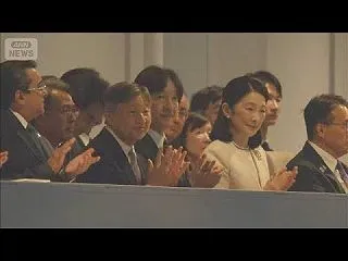 天皇陛下と秋篠宮ご夫妻 アジアパラ大会の…