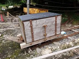 【保存車】常磐炭礦 鉱車(車番不明2) …