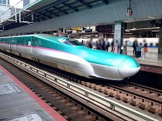 高鳴る鼓動は青空の下に