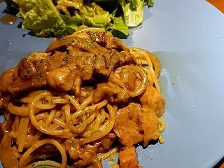 ワインバーでランチ