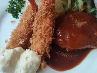 次女と錦糸町「シラツユ」でランチ