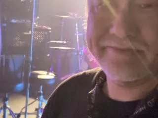 今日はほめ育の日 自分を褒めるときは周り…