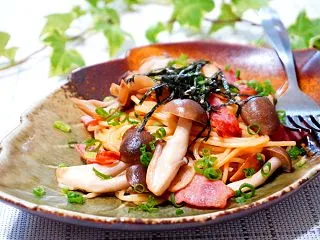 きのことベーコンの和風スパゲッティ＆ハッ…
