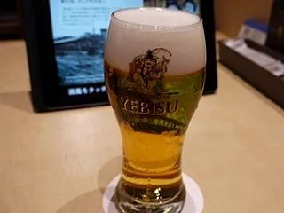 調布エビスバーでビールとランチ