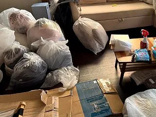 民泊オープン目前に大事件！カビだらけの物…