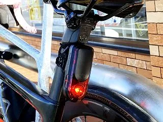 ロードバイクの安全性が一気に高まる必須ア…