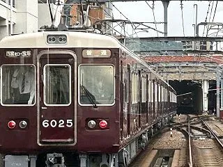 阪急今津北線 準急送り込み回送2005F…