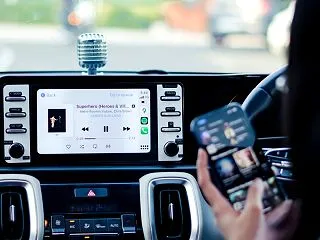 車でiPhoneを使うAppleのCar…