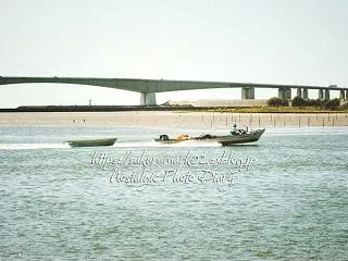 海上レッカー。