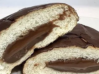 実食！本気のチョコクリームパン（ファミマ…
