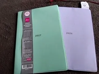 ダイソーの手帳