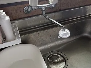 キッチン蛇口 洗い場を広く