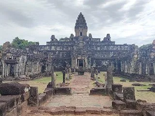 バコンの見どころ・感想※5層のピラミッド…