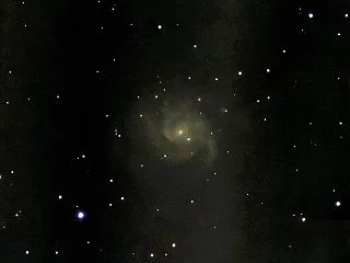 M101 おおぐま座の渦巻銀河 ～ほぼ真…