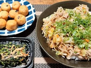 今夜はたれを中辛に変えて肉野菜炒めです#…