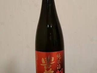 青森地酒・豊盃の純米酒と肴は業務スーパー…