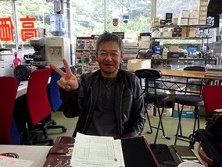 KRD様 オイル交換とこのカッコ良いやつ…