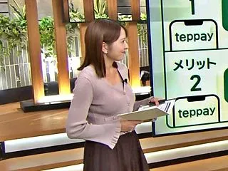 三山賀子アナ、ニットおっぱい横乳の膨らみ…