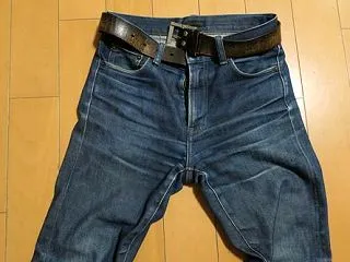 ユニクロ ストレッチセルビッジ スリムフ…