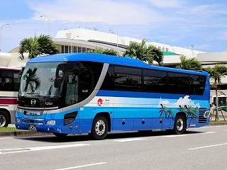 ＯＴＳ交通 / 沖縄230あ 2525