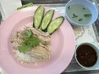 タイ飯ランチ！カオマンガイ＠東桜パクチー…