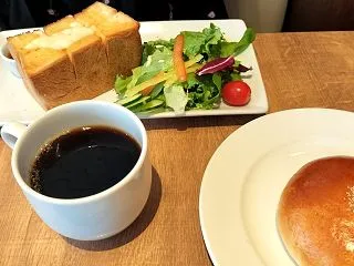 経常黒字の幻想と、貧困化する日本の実態