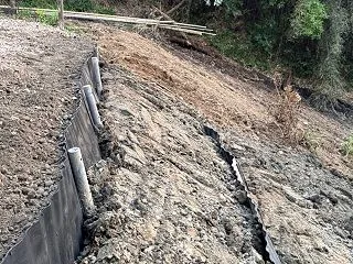 丸馬場の仮柵を外せました