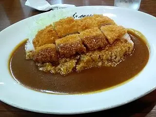 ヨツバカリー 谷町店