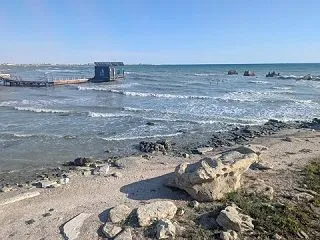 【アクタウ1日目】世界最大の湖沿いをお散…