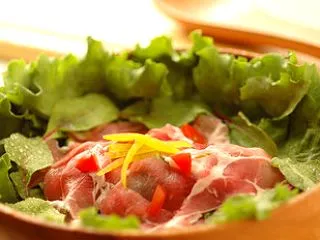▽カット野菜は何度も洗浄され栄養が抜け落…
