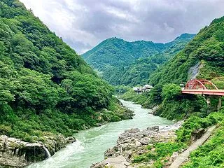 【四国にある絶景の奥徳島の吉野川沿いを妄…