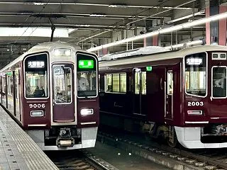 阪急宝塚朝ラッシュ9006F•2003F…