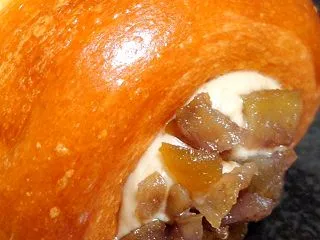 ゴディパン 期間限定のコロネと京都四条店…