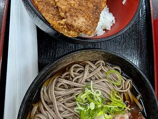 名店よりツボったソースカツ丼