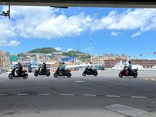 基隆の港を歩くと、いろいろ楽しい