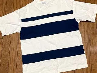 10/20 白と紺の縞のＴシャツ この重…