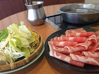 【箱根・天山湯治郷】温泉でしゃぶしゃぶ!…