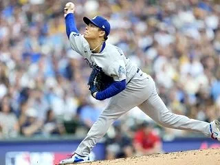 山本由伸・NLCS第2戦 早期降板直後の…