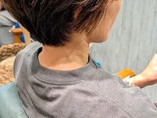 できるだけ軽く、短く、ショートで！友人E…