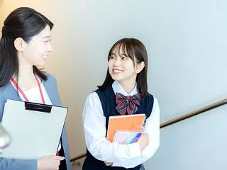 側弯症の改善期間はなぜ違う？目標を分けて…