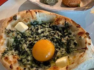 ジョージア料理！ほうれん草のアチャルリ・…
